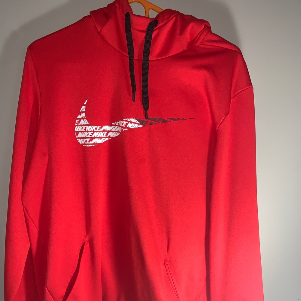 Nike Pull Over (dri fit)
